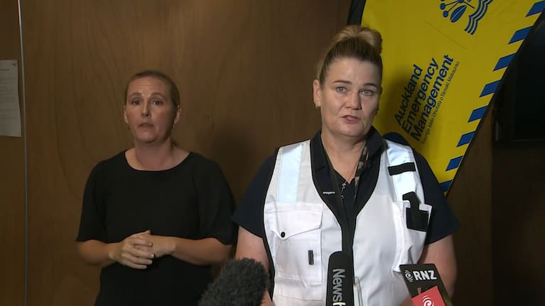 Auckland Emergency Management's Rachel Kelleher speaks at a briefing.