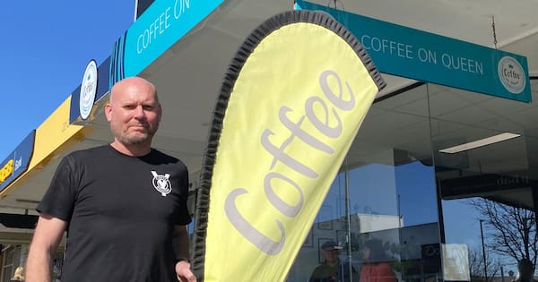 Richmond café fights street flag ban