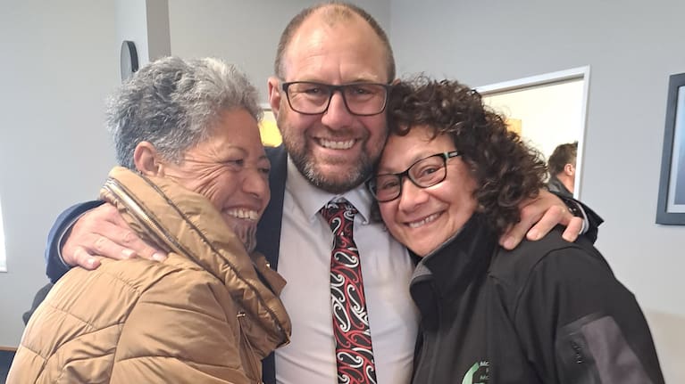 Delphina McCaskill, Mayor Toby Adams and Josie Anderson, Ngāti Hako.