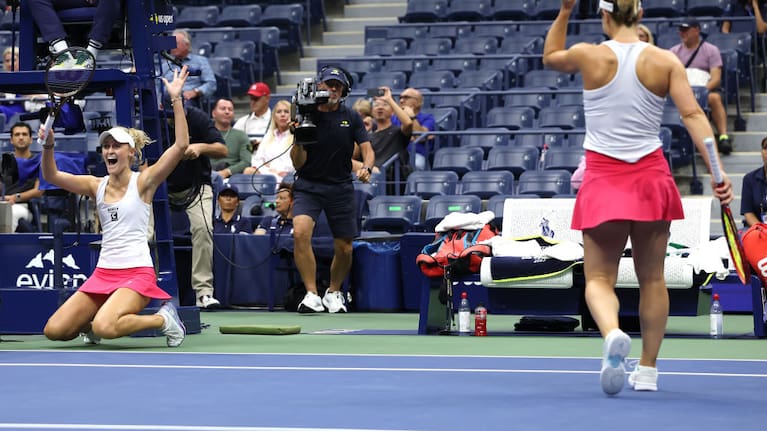 Erin Routliffe and Gaby Dabrowski celebrate their US Open win
