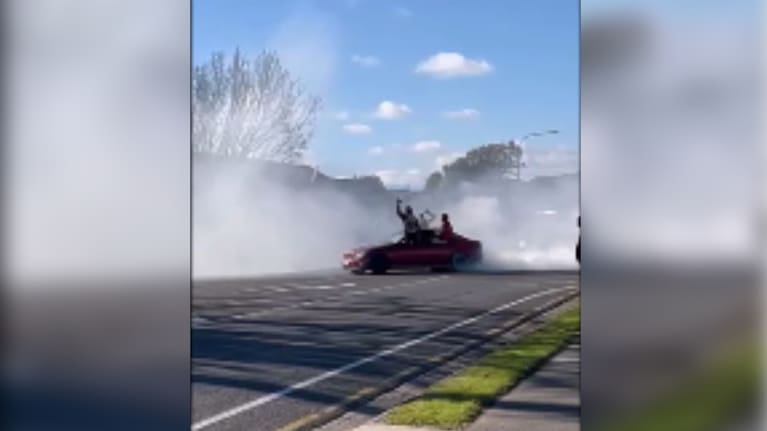 Gang-related vehicles were stopped by and searched by police in Ōpōtiki after a tangi.