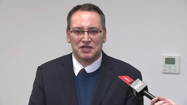 Health Minister Shane Reti said he expected health agencies to "engage respectfully and proactively with the public through the New Zealand media".