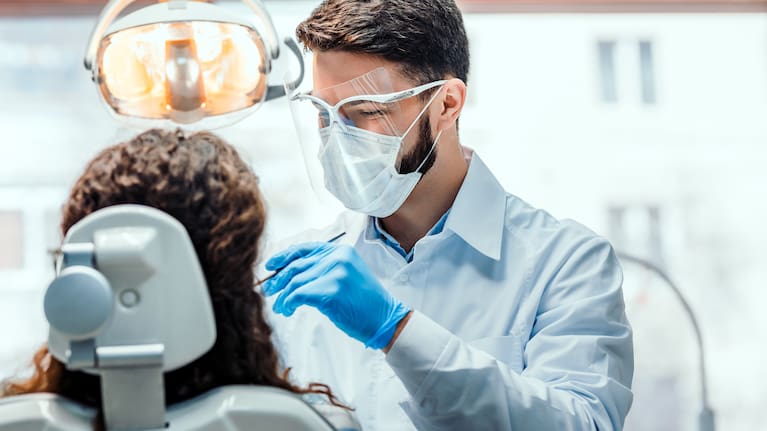 A dentist has breached the Code of Health and Disability Services Consumers’ Rights.