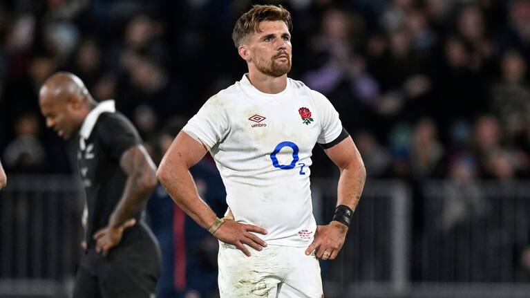 England midfielder Henry Slade shows his dejection at fulltime in Dunedin.