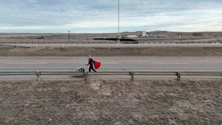 Jonathan Nabbs continues on his lonely quest across Canada.