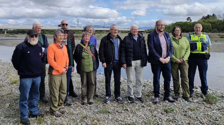 Local organisations have joined forces by taking a stand to protect native birds on the Ashley Rakahuri River from the threat of vehicles.