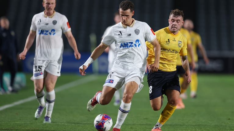 Louis Verstraete of Auckland FC with the ball during the round eight A-League Men match between Central Coast Mariners and Auckland FC