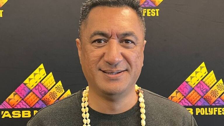 Māngere-Ōtāhuhu chair Tauanuʻu Nick Bakulich backs calls to ban Run It Straight events.