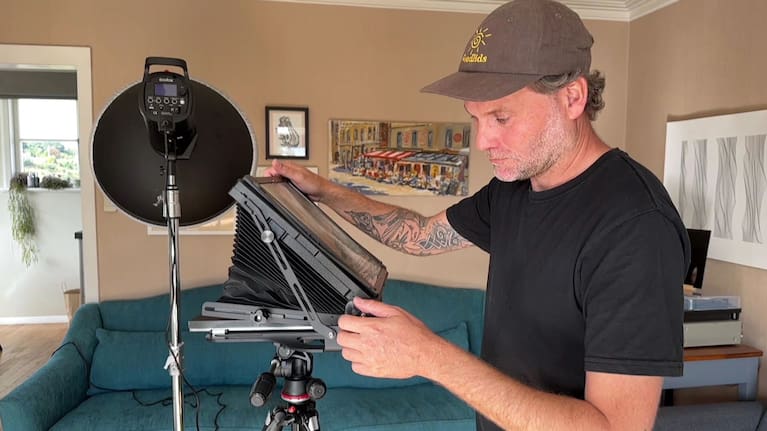 Matthieu Cotteret loves film photography, alternative printing technique and wet plate collodion photography.