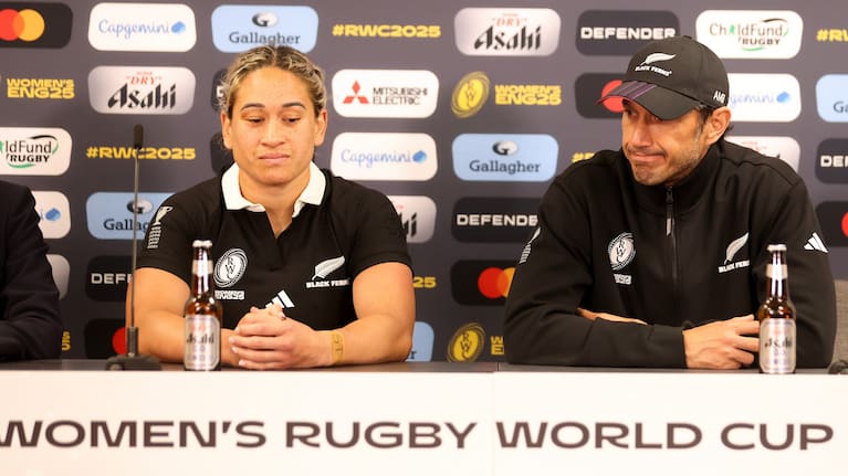 New Zealand skipper Kennedy Tukuafu and head coach Allan Bunting address the media after their defeat in Bristol.