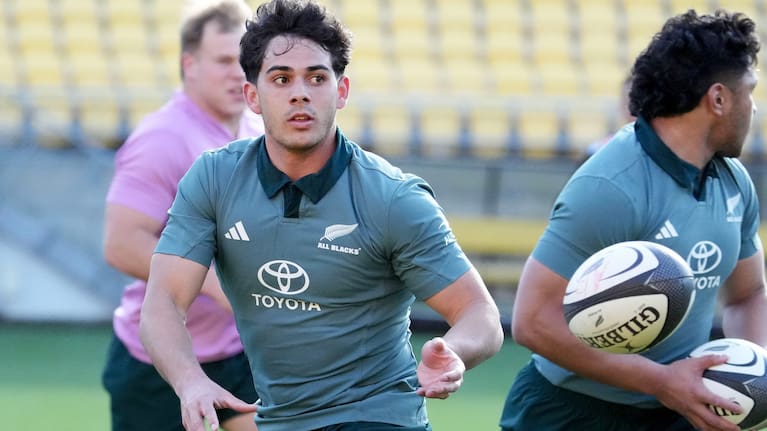Noah Hotham returns from injury to start at halfback for the All Blacks in Wellington.