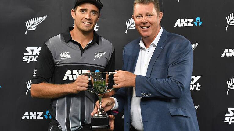 NZC Chairman Greg Barclay with Tim Southee.