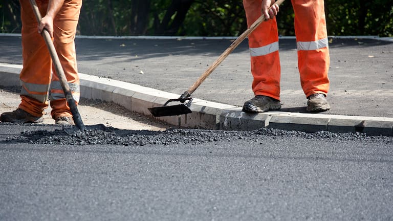 Road workers file image.
