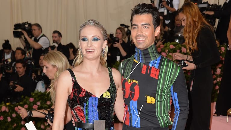 Sophie Turner and Joe Jonas have agreed to a temporary consent agreement to keep their children in New York for the time being.