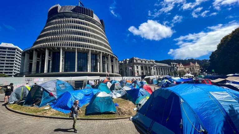 Structures remain on Parliament grounds on day 17 of the anti-mandate protest.