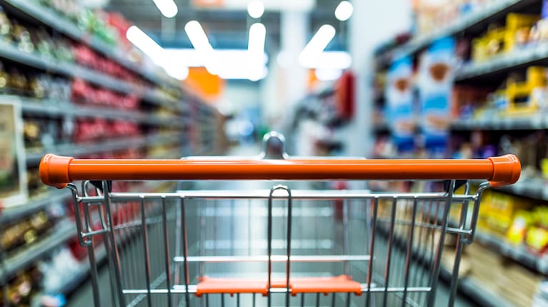 The Government has announced "an express lane" for new supermarkets to boost competition and deliver better deals for Kiwi shoppers.
