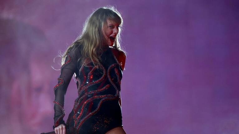 Taylor Swift performs at Melbourne Cricket Ground.