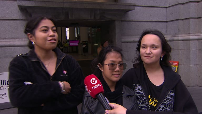 These friends have had their plans to try new fast food joint Popeyes foiled as there are no trains to take them there.