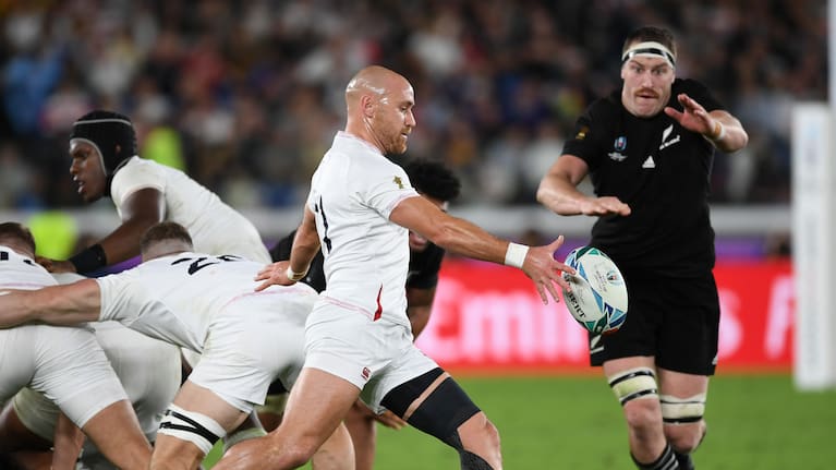 Willi Heinz looks to kick during the Rugby World Cup semi-final against the All Blacks in 2019.
