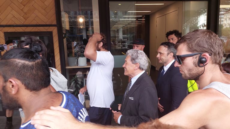 Winston Peters on Lambton Quay, Wellington, surrounded by anti-mandate protesters.